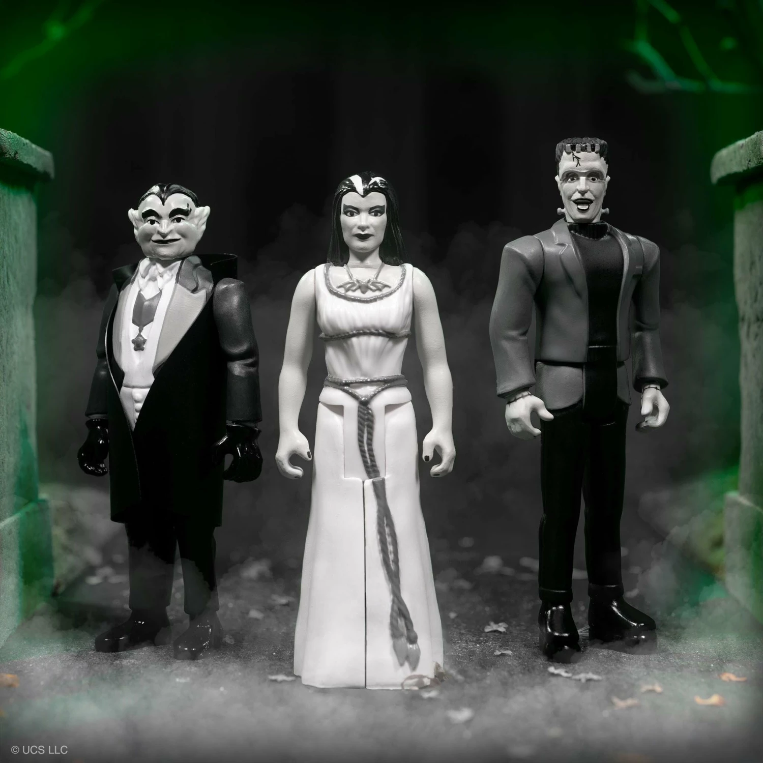SUPER7 Munsters ReAction Figures Wave 2 Grayscale Set Of 3 2 SUPER7 Munsters ReAction Figures Wave 2 Grayscale Set Of 3 - Image 2