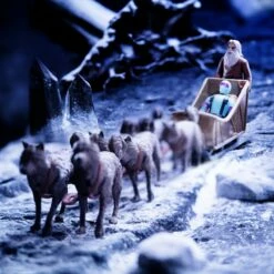 SUPER7 G.I. Joe ReAction Figures - Arctic Rescue Vehicle (Snake Eyes & Blind Woodsman) -Cheap SUPER7 Store RE GIJoe W1c ArcticRescueVehicle hero5 2048