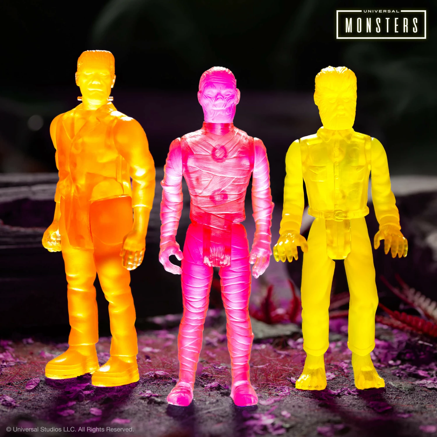 SUPER7 Universal Monsters ReAction Figures - Frankenstein, The Mummy, The Wolf Man (Luminators) 2 SUPER7 Universal Monsters ReAction Figures - Frankenstein, The Mummy, The Wolf Man (Luminators) - Image 2